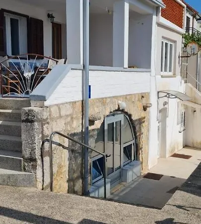 Apartman Lucija Punat Exterior photo