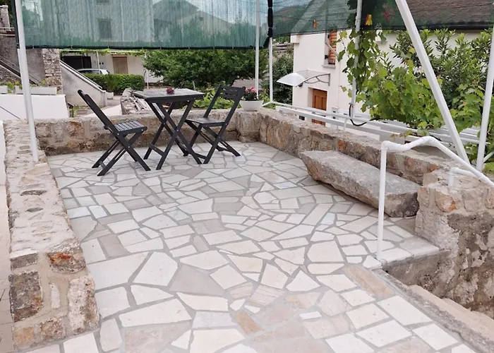 Apartman Lucija