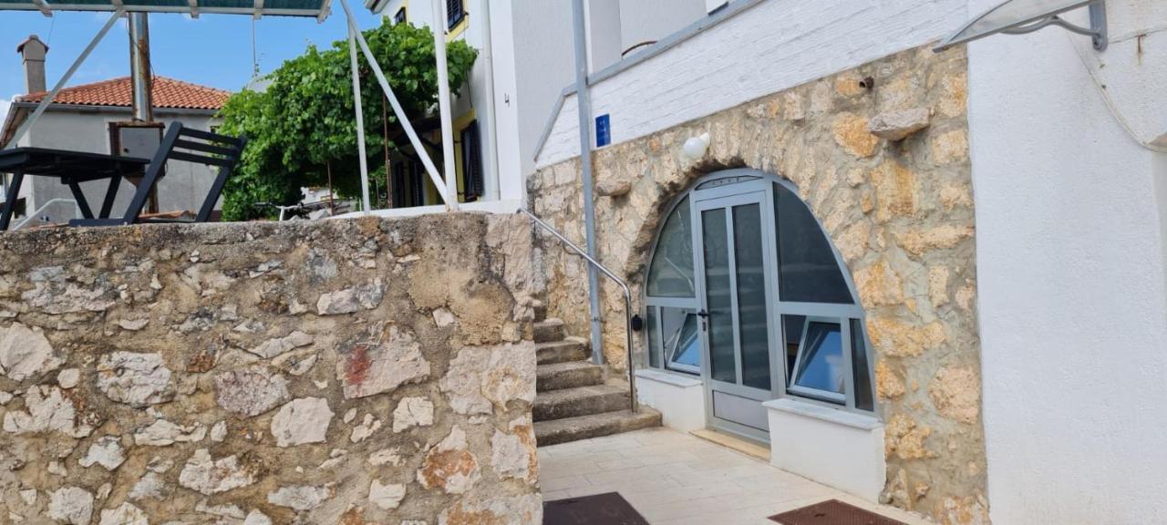 Apartment Lucija